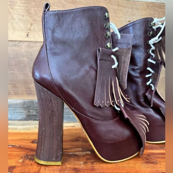 New Irregular Choice Carnaby Bond Red SKY HIGH Platform Brogue Boot Size 6 - Picture 4 of 15